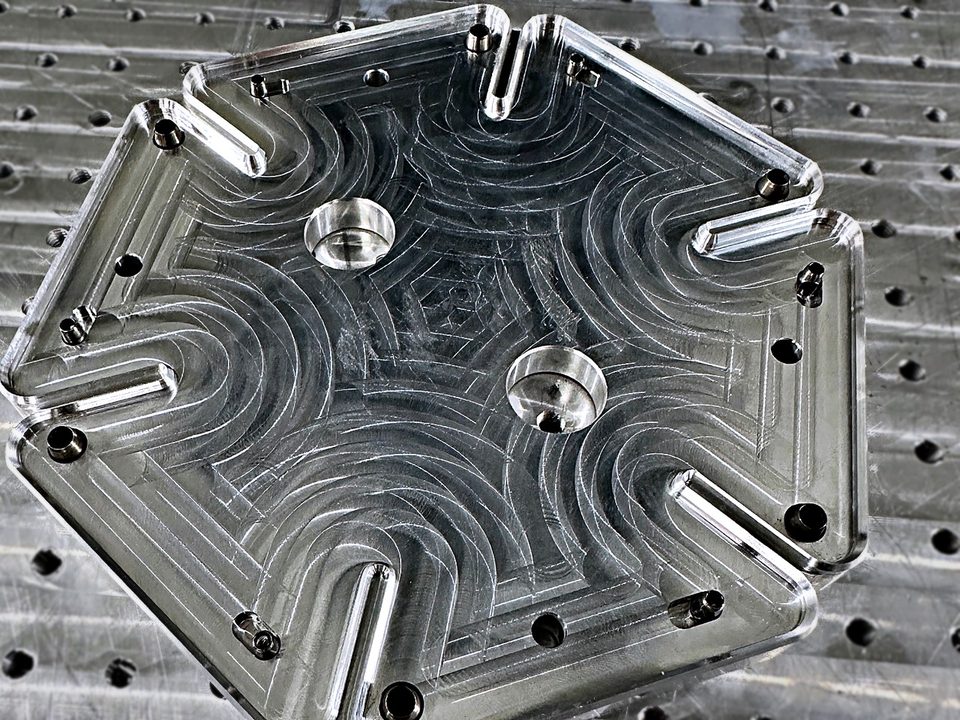 Troquel hexagonal mecanizado